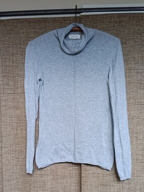 Inhabit Light Gray Cotton Turtleneck Sweater